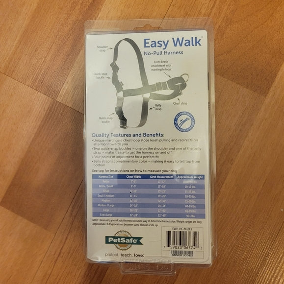 PetSafe Easy Walk No Pull Dog Harness Medium Black/Silver Adjustable - Picture 2 of 8